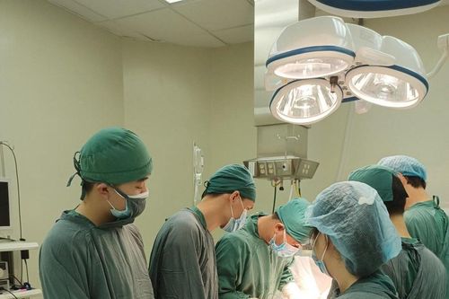 Bệnh viện đa khoa Sóc Sơn: Cấp cứu thành công bệnh nhân bị đứt ruột do tai nạn lao động
