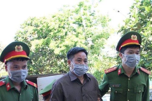 Vụ bí thư xã giết người, đốt xác: Lý do hoãn phiên tòa và tình tiết bất ngờ