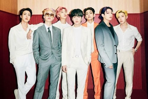 Vượt Taylor Swift, Ariana Grande, Billie Eilish,... BTS lập kỷ lục mới