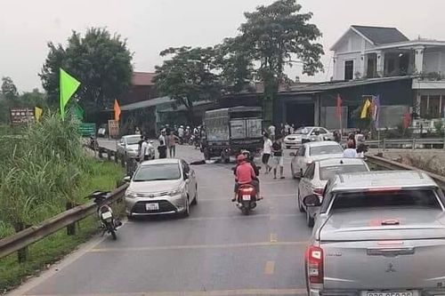 Tuyên Quang: 3 xe tông nhau trên quốc lộ 2, 1 người tử vong