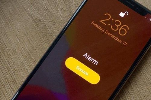 Bí ẩn lý do người dân tại 1 quần đảo 'bị tê liệt' báo thức trên iPhone gần 2 tháng