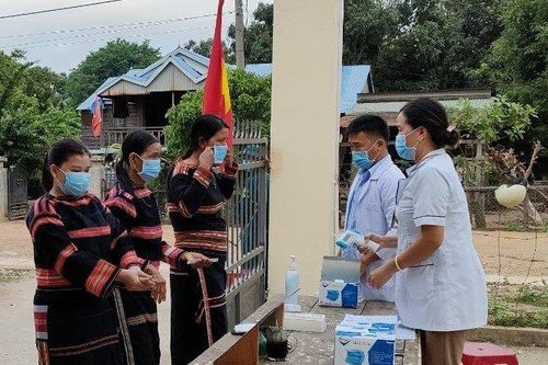 Gia Lai: Cử tri nô nức tham gia ngày hội bầu cử, chú trọng an toàn phòng dịch