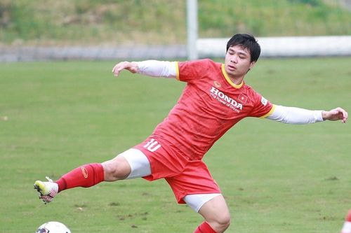 Công Phượng liên tục nổ súng trước ngày tuyển Việt Nam sang UAE