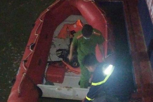 Tìm thấy thi thể thầy giáo để lại xe SH nghi nhảy cầu tự vẫn