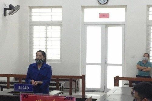 Ngậm đắng nuốt cay vì bỏ hàng trăm triệu đồng xin dọn vệ sinh sân bay Nội Bài