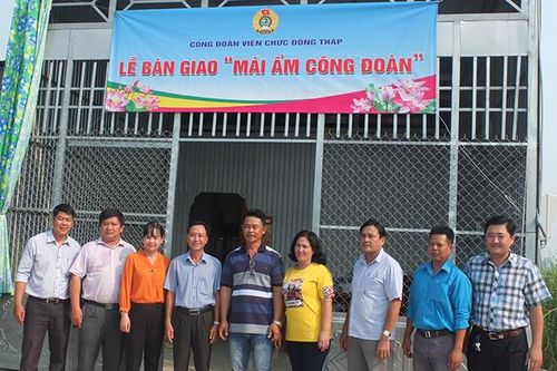 Các cấp Công đoàn tích cực chăm lo cho đoàn viên và người lao động khó khăn