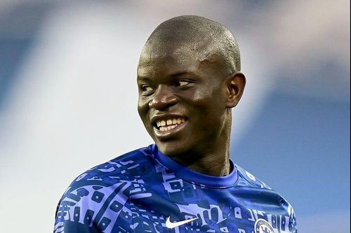 Ngày Kante trừng phạt sai lầm của Guardiola