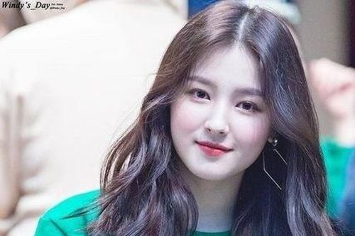 Những nhan sắc lai xinh đẹp ngỡ ngàng trong làng giải trí xứ kim chi