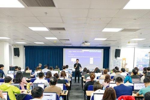 CEO Hoàng Mạnh Cường – 'ông hoàng' đào tạo hàng nghìn học viên kinh doanh trên sàn TMĐT