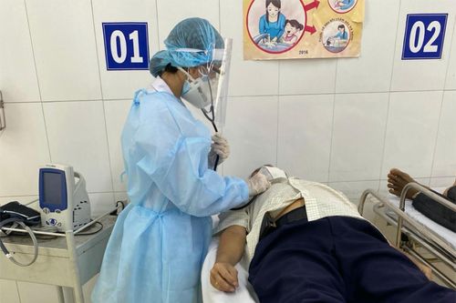 TP HCM xét nghiệm Covid-19 cho toàn thể người bệnh điều trị và nhập viện