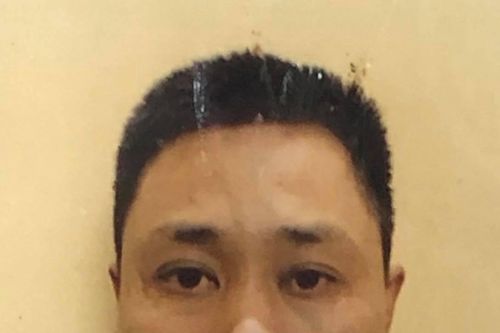 Dùng dao đâm trọng thương người khác vì hỏi đường không được