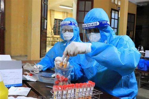 Trưa 5/6, Bắc Giang thêm 65 ca, TP.HCM thêm 15 ca mắc COVID-19