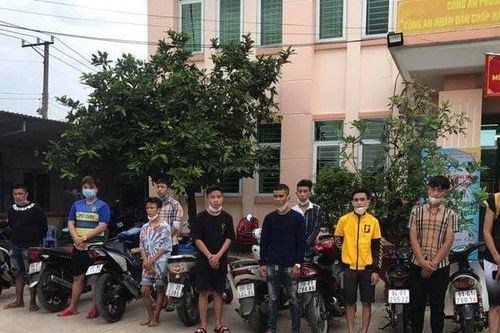 'Quái xế' mở 'trường đua' giữa mùa dịch: Cần xử nghiêm, thích đáng