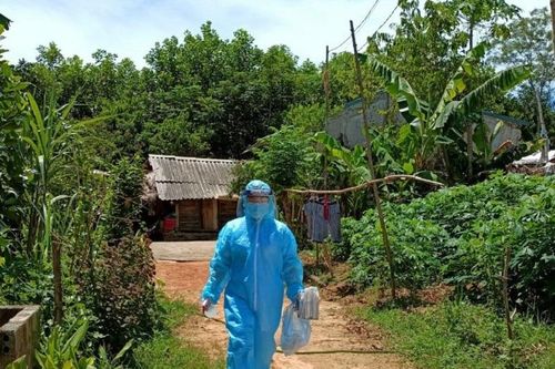 Thực hiện các biện pháp đáp ứng khẩn cấp phòng chống dịch sau ghi nhận ca bệnh tái dương tính với SARS-CoV-2 tại Ngọc Lặc