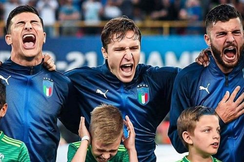Khai mạc Euro 2020 - khi tiếng quốc ca rền vang trong thanh quản
