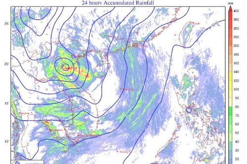Vùng áp thấp nhiệt đới suy yếu từ bão số 2 đã vào Thanh Hóa, gây mưa lớn