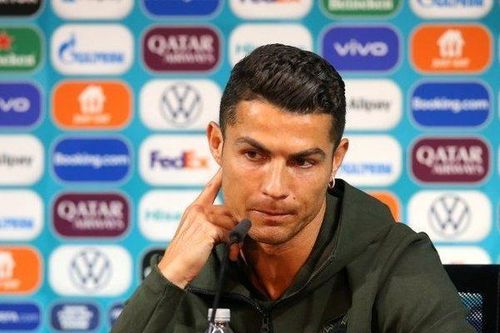 Hành động của Ronaldo khiến Coca-Cola mất 4 tỷ USD