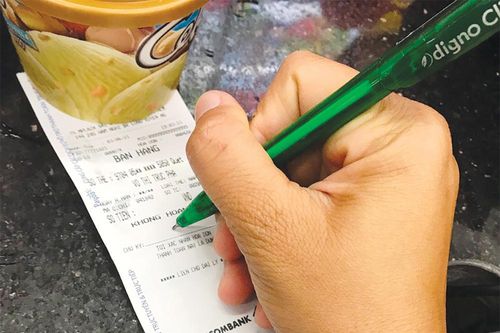 Chi tiêu không dùng tiền mặt, tại sao không?