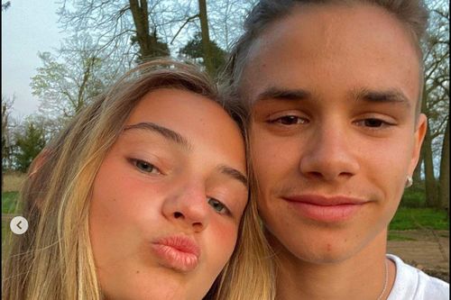 Romeo Beckham có đi vào vết xe đổ của anh trai Brooklyn?