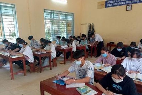 Gấp rút chuẩn bị Kỳ thi tốt nghiệp THPT