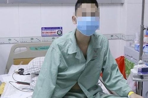 Dùng tĩnh mạch đùi ghép động mạch cánh tay