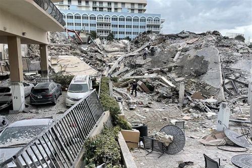Mỹ: 99 người mất tích trong vụ sập chung cư ở Miami