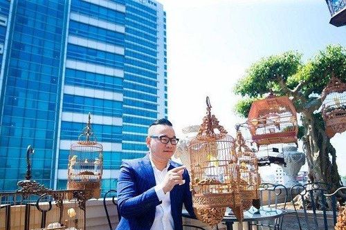 Đại gia Việt 'khoe' đàn chim cảnh 10 tỷ: Ở điều hòa, có 'bảo mẫu' riêng