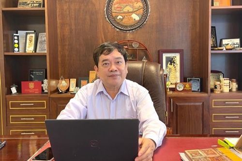 Quyết liệt chống dịch, hồi phục kinh tế mạnh mẽ