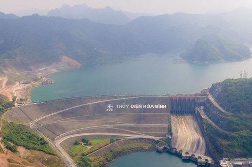 Loạt hồ thủy điện tiệm cận mực nước chết, cảnh báo nguy cơ thiếu điện
