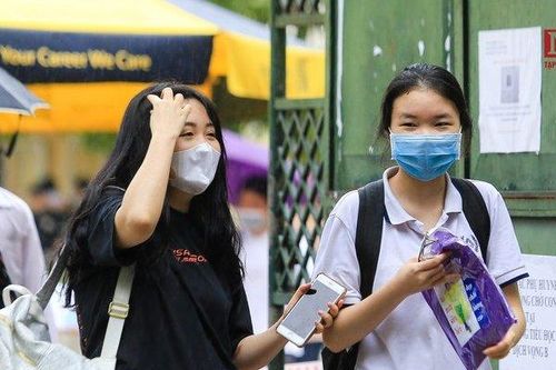 Thí sinh tự tin đạt điểm cao nhiều môn thi trong ngày thi thứ 2