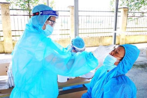 Thanh Hóa triển khai test nhanh tầm soát dịch Covid-19 cho hơn 68.000 người