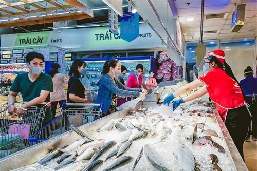Tăng cung ứng, không để thiếu hàng thiết yếu cho các tỉnh phía Nam