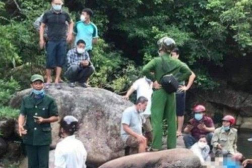 Hà Tĩnh: 2 nữ sinh tử vong khi đi tắm thác