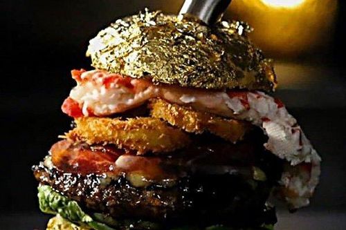 Choáng với chiếc bánh burger có giá 138 triệu đồng