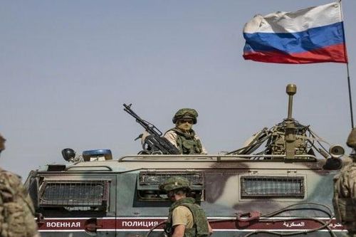 Nga 'băn khoăn đứng giữa đôi dòng' khi Mỹ và lực lượng thân Iran đối đầu căng thẳng ở Syria