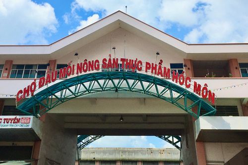 Chợ đầu mối Hóc Môn được mở điểm trung chuyển hàng hóa