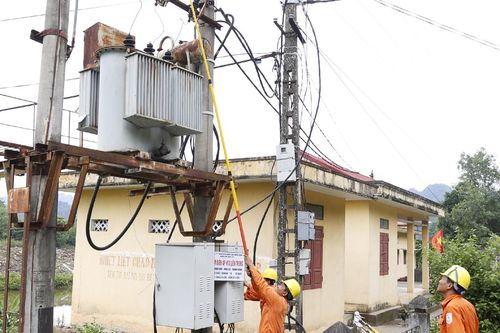 PC Ninh Bình: kêu gọi sự hợp tác hơn của khách hàng trong tiết kiệm điện