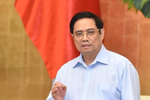Thủ tướng: 'Thực hiện nghiêm Chỉ thị 16 và có thể ở mức cao hơn'