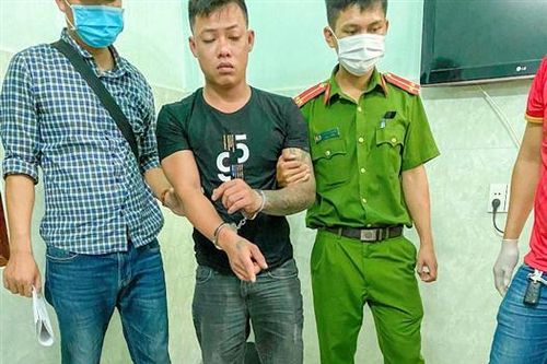 Thưởng 'nóng' thành tích bắt đối tượng tàng trữ, mua bán 4.000 viên ma túy