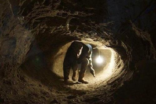 9 thành viên băng đảng ma túy khét tiếng đào hầm vượt ngục trong đêm