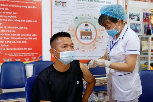 Sa Pa triển khai tiêm hơn 2.400 liều vắc xin Pfizer phòng dịch Covid-19
