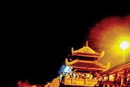 Thắp sáng miền tri ân