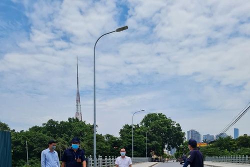 Nam Từ Liêm: Một nhóm tập trung đông người bị phạt 20 triệu đồng