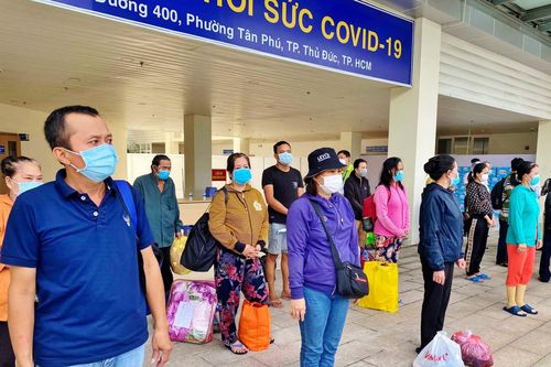 Ngày 28/7, TP Hồ Chí Minh cho xuất viện 4.353 ca từng mắc COVID-19