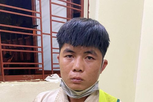 Bắt giữ đối tượng tàng trữ 11 gói heroin