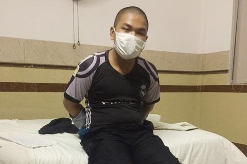 Bắt 2 đối tượng 'cõng' khối lượng lớn ma túy từ Lào về Việt Nam