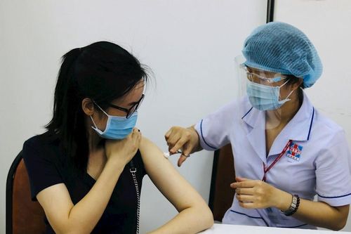 Đồng Nai bắt đầu tiêm vaccine COVID-19 cho công nhân