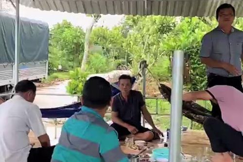 Tụ tập ăn nhậu bất chấp giãn cách xã hội, 6 người bị xử phạt nặng