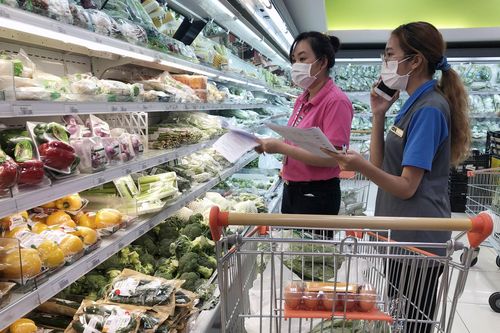 Tổ chức sản xuất, phân phối để bình ổn giá hàng hóa thiết yếu