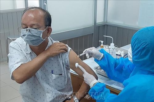 Long An khắc phục vướng mắc trong triển khai nền tảng quản lý tiêm chủng COVID-19